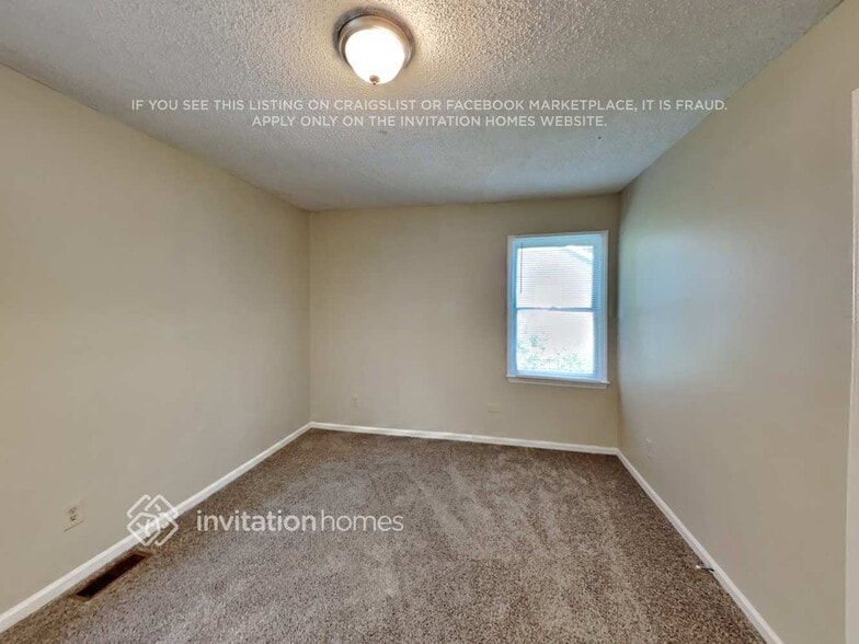 Building Photo - 3701 Waterton Leas Ct