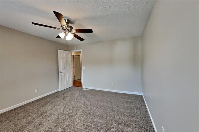 Building Photo - 411 Saddle Brooke Dr