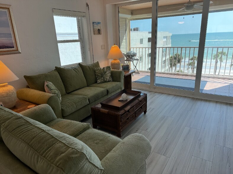 Building Photo - 16400 Gulf Blvd