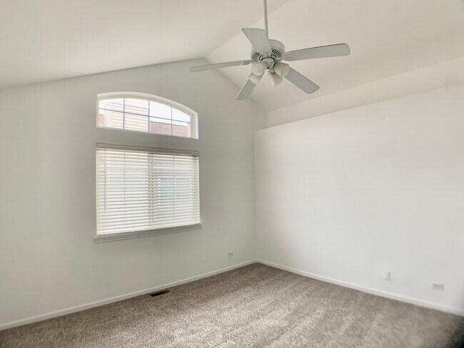 Building Photo - 3270 Haverhill Dr