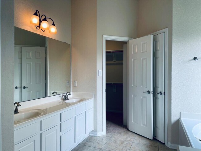 Building Photo - 2738 Quail Dove Ln