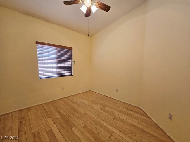 Building Photo - 9726 Tomorrow Ct