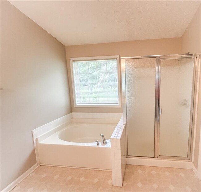 Building Photo - 410 Dunagan Dr