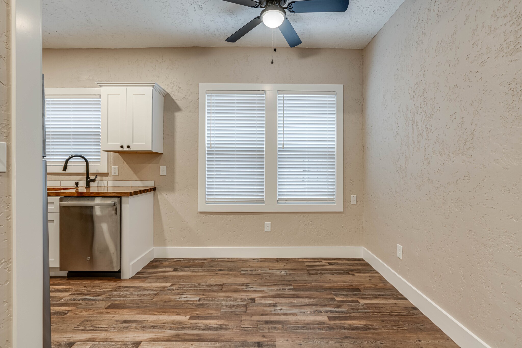 DiningRoom - 316 W Cypress St