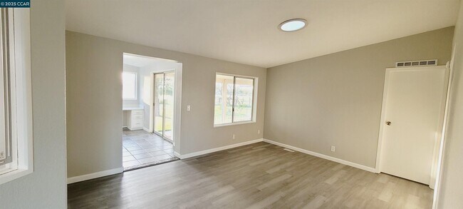 Building Photo - 5750 Sellers Ave