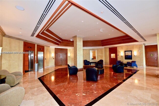 Building Photo - 7900 Harbor Island Dr