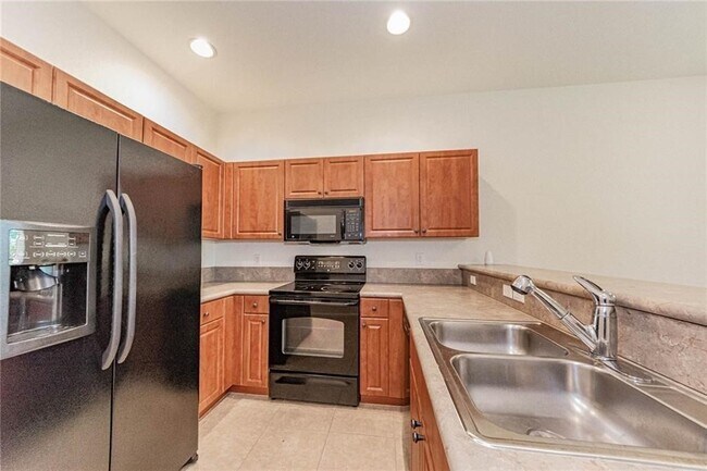 Building Photo - 2563 Stockbridge Square SW