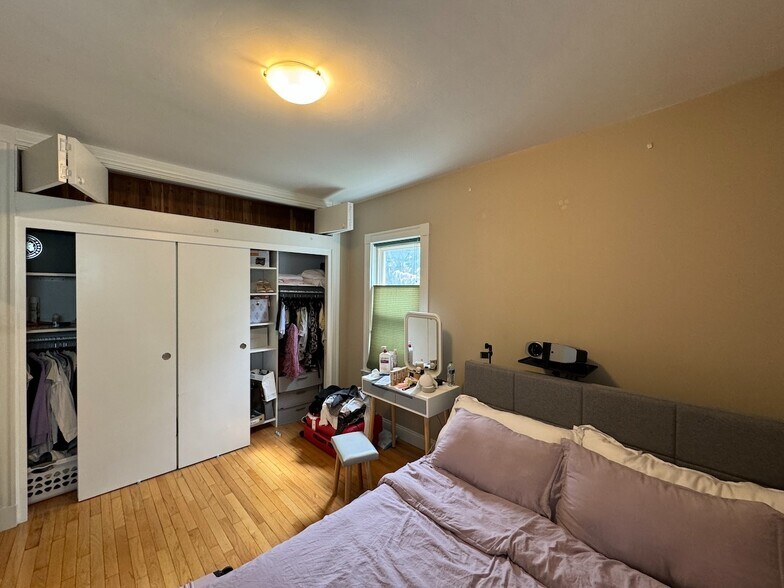 2nd bedroom - 2 Hardwick St