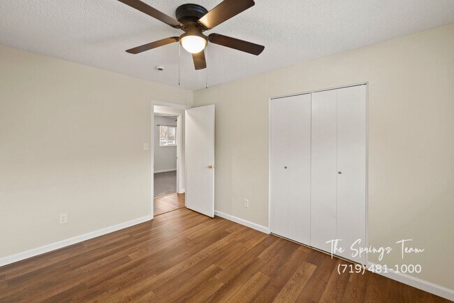 Building Photo - CHARMING 4BD on QUIET EASTBOROUGH CUL-DE-SAC- Security Deposit Waiver Available