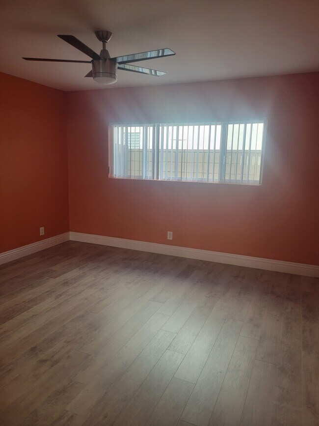 Building Photo - 5235 Corteen Pl