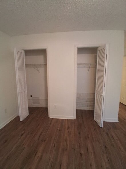 Building Photo - 4067 Coopers Hill Dr SE