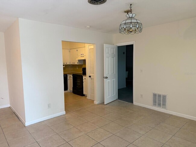Building Photo - 1790 Loralin Dr