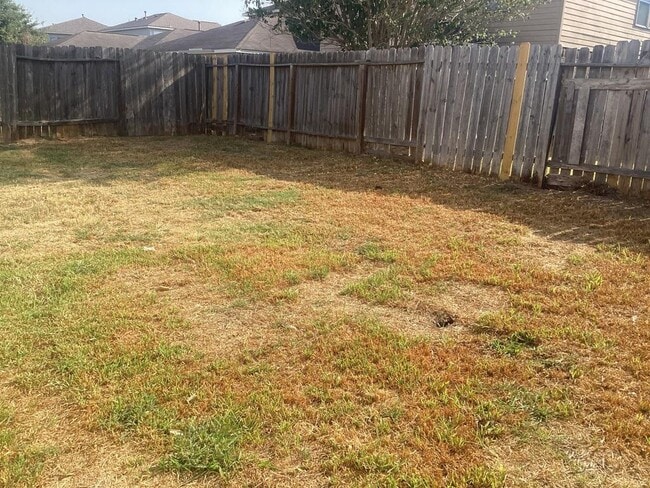 Building Photo - 9023 Grand Villa Ln