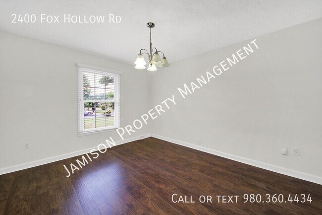 Building Photo - 2400 Fox Hollow Rd