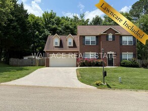 Building Photo - FARRAGUT: TWO STORY 3 BEDROOM, 2.5 BATH HO...