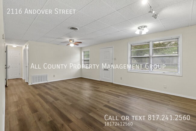 Building Photo - 2116 Andover St