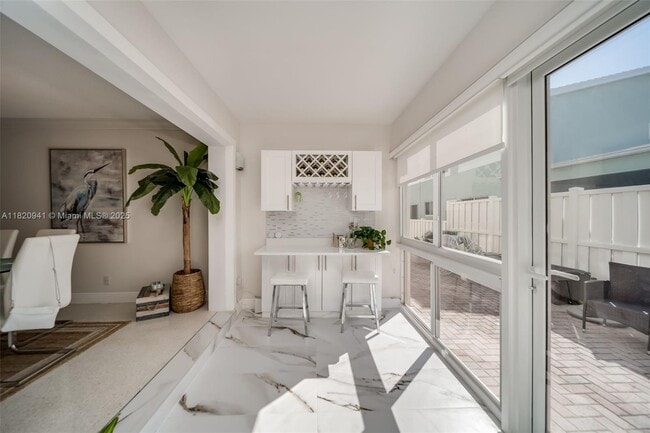 Building Photo - 5450 N Ocean Blvd