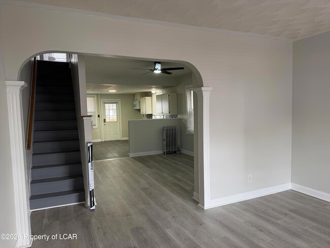 Building Photo - 178 S Sherman St