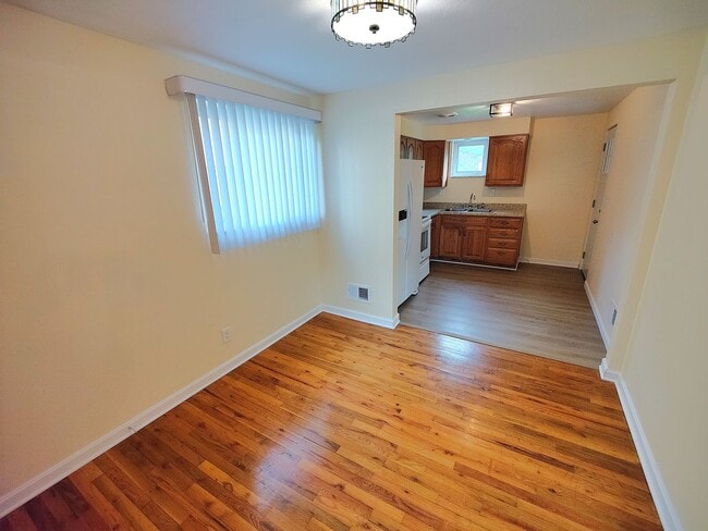Building Photo - *Beautifully Updated 3BD/2BA Single Family Home Available in Whitehall*