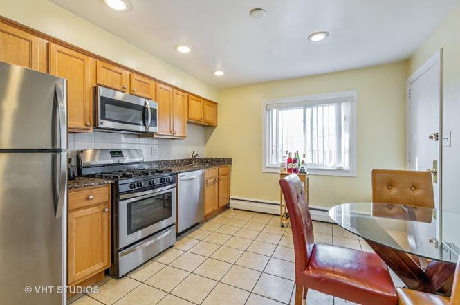 Kitchen - 427 S Euclid Ave