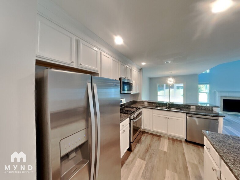 Building Photo - 182 Red Admiral Ct