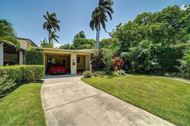 Primary Photo - 60 SW 18th Terrace