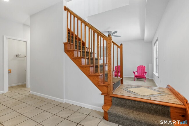 Building Photo - 19 Candlewood Springs Road