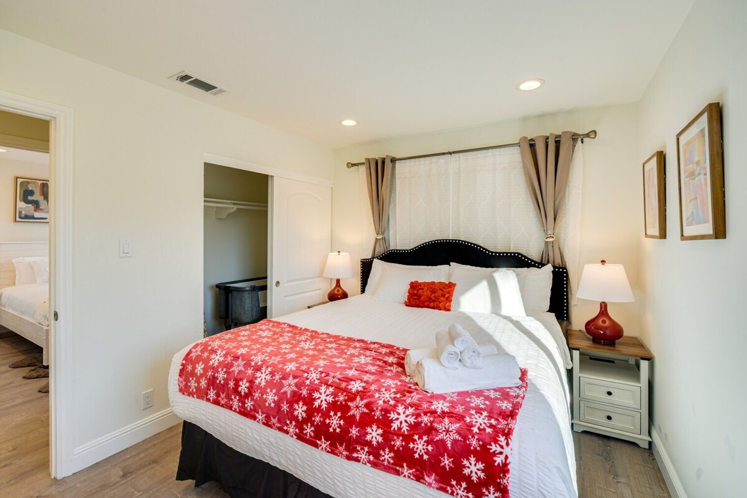 Building Photo - 4615 Armour Dr