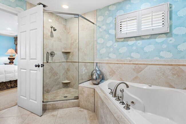 Building Photo - 10587 Limeberry Dr