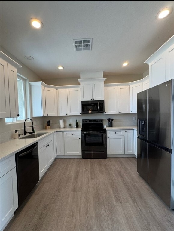 Building Photo - 3471 Sunglow Dr