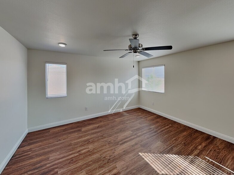 Building Photo - 5624 Blue Wonder St