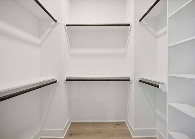 Building Photo - 217 Pheasant St