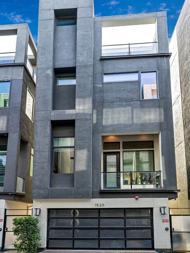 Building Photo - 1520 Malone St