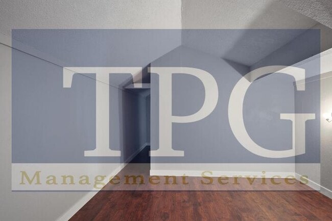 Building Photo - Newly Renovated, Pet Friendly Home in KCMO!