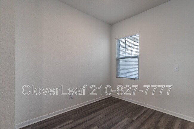 Building Photo - 8360 Falcon Meadow Dr