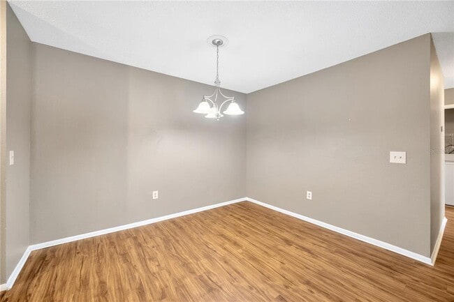 Building Photo - 9481 Highland Oak Dr