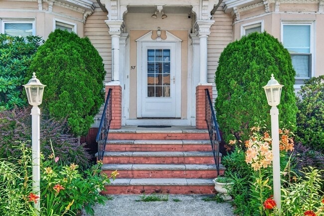 Building Photo - 57 Linden Ave