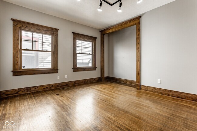 Building Photo - 3265 N New Jersey St