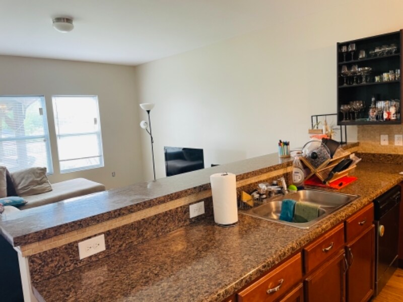 Building Photo - 9026 Sharpes Cir