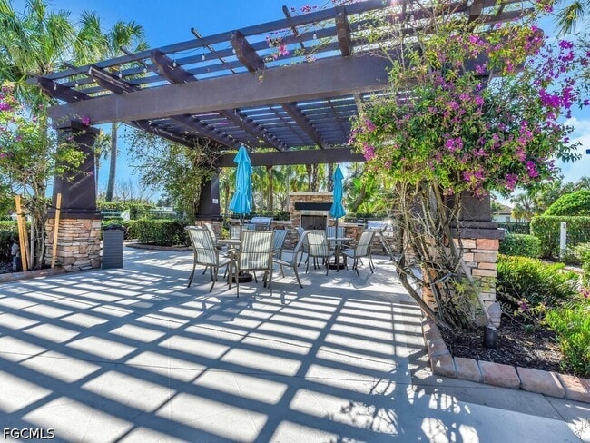 Building Photo - 10093 Avalon Lake Cir