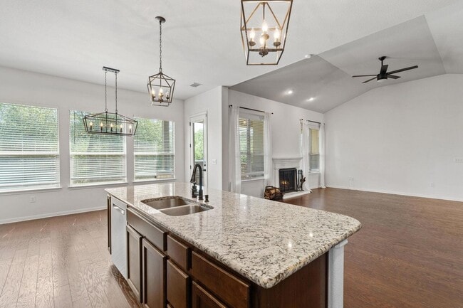 Building Photo - 21824 Agarito Ln