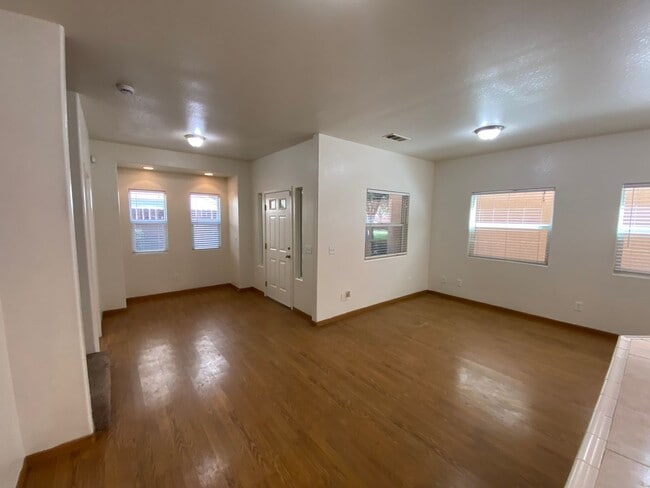 Building Photo - Spacious two-story home Available Now!