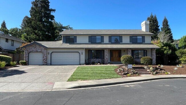 Primary Photo - Walnut Creek Northgate neighborhood! Beaut...