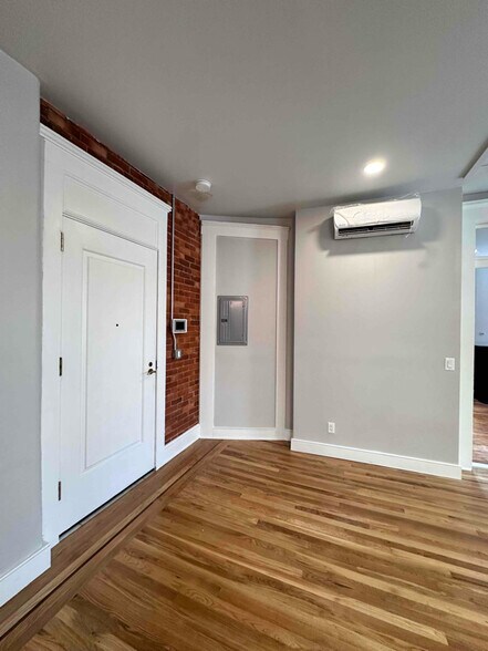 Building Photo - 1234 S 1st St