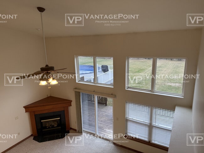 Building Photo - 2071 River Point Ct