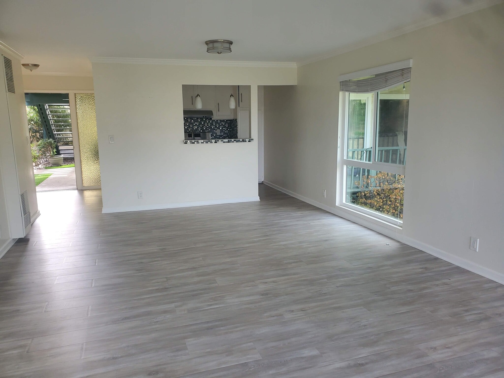 Building Photo - 741 Amigos Way