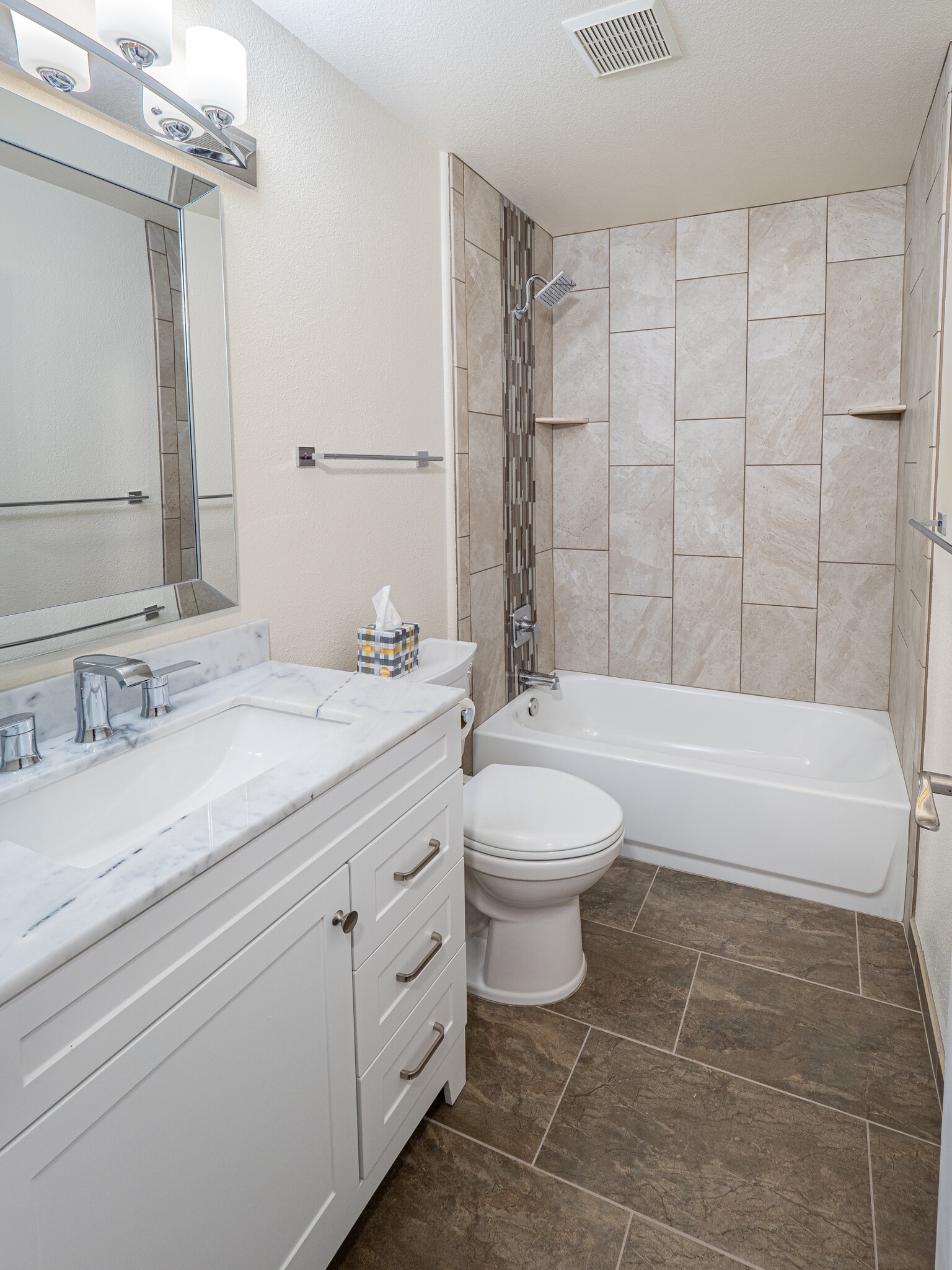 Guest Bathroom - 8440 Little Rock Way