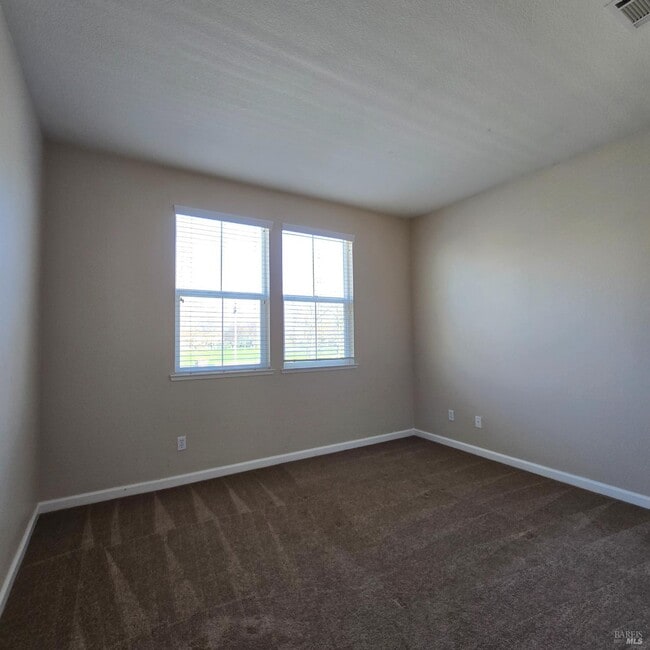 Building Photo - 1311 Valley Glen Dr