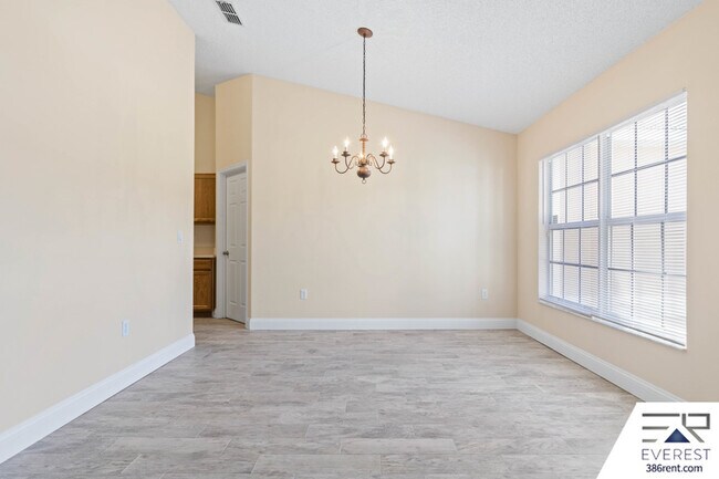 Building Photo - 96 Whispering Pine Dr