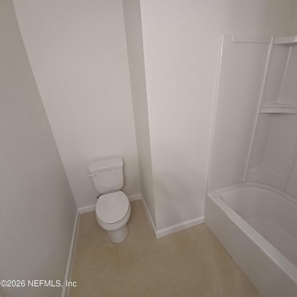 Building Photo - 8684 Lake George Cir W